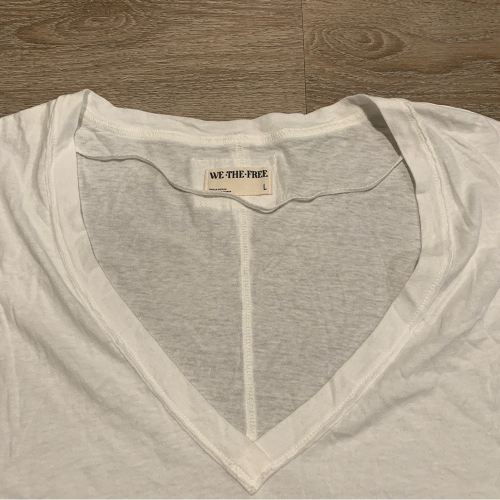 NWT We the Free Free People Nina White V-Neck Cotton T-Shirt Size L - Picture 2 of 7